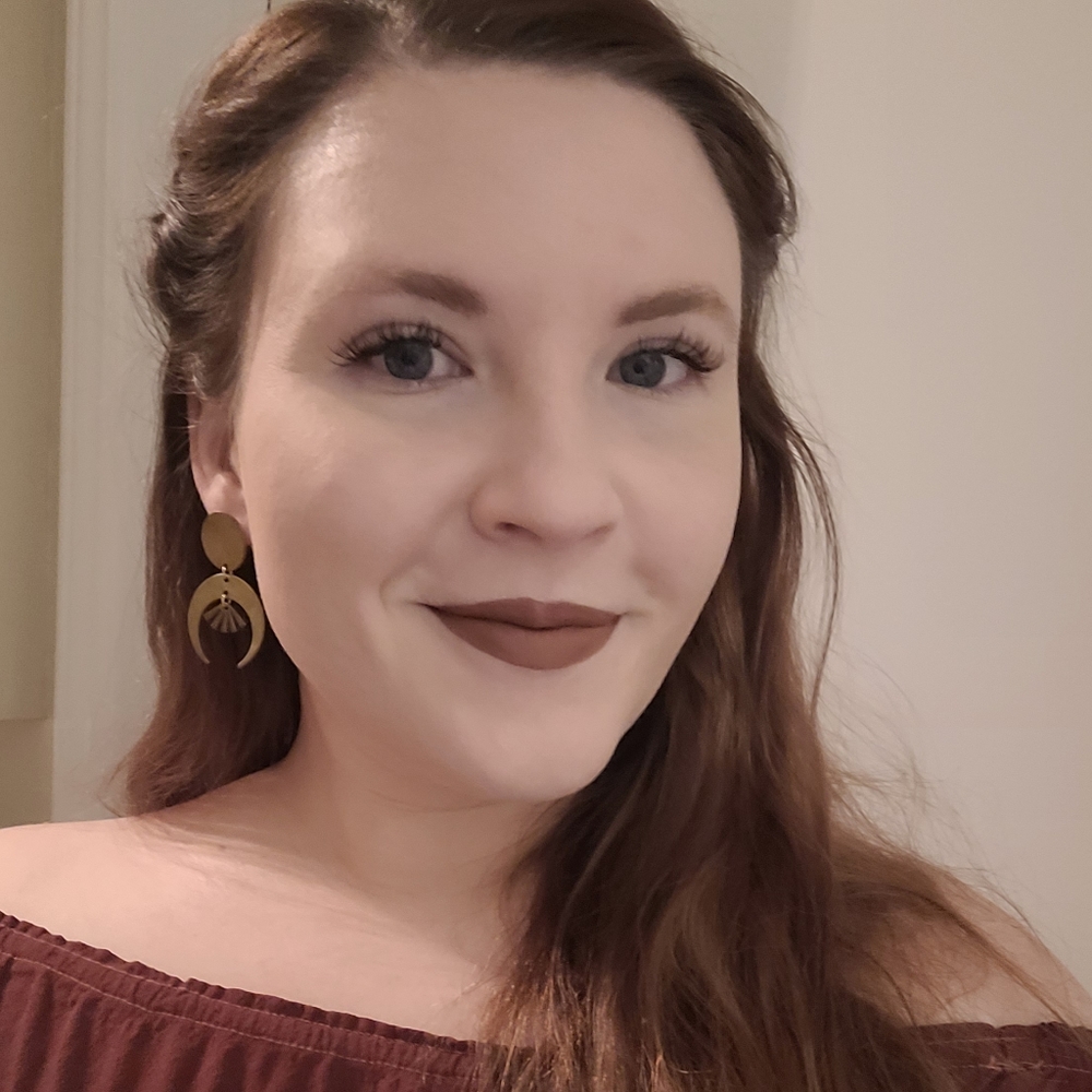 Meet your Posher, Jessica
